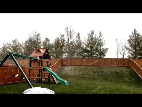 Snow Arrives In The Chicago Area