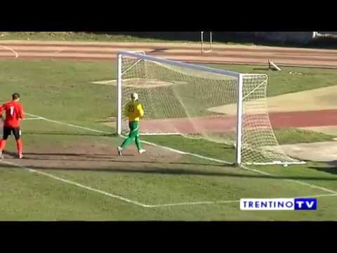 Quelle belle preuve de fair-play et quel but gag!