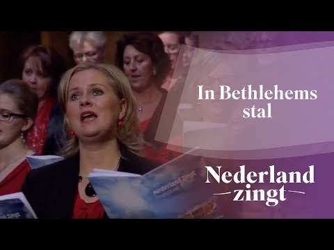 download lagu mp3 mp4 In Bethlehems Stal Tekst, download lagu In Bethlehems Stal Tekst gratis, unduh video klip In Bethlehems Stal Tekst