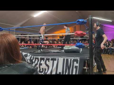 Alec Price vs Dezmond Cole Last man standing Limitless wrestling #wrestling #prowrestling #wwe #aew