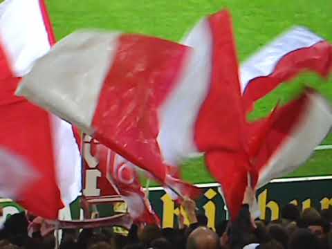 Einlauf Mannschaften: 3.Runde DFB-Pokal OFC - Fortuna Duesseldorf, Saison 2012 (Kickers Offenbach)