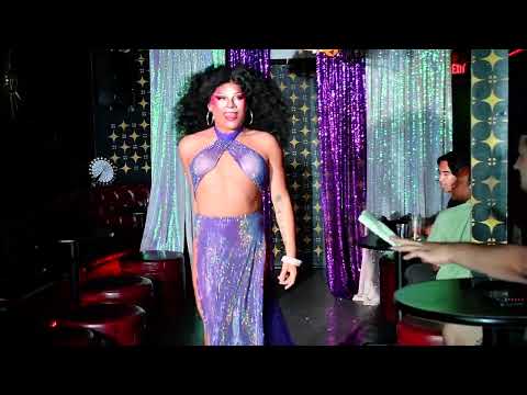 Vicky On The Rocks - I Love It