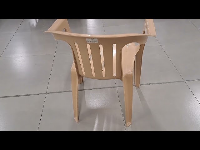كرسي بلاستيك لون بيج