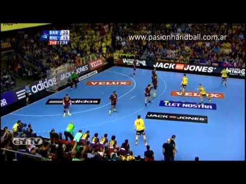 Doble atajada Arpad Sterbik