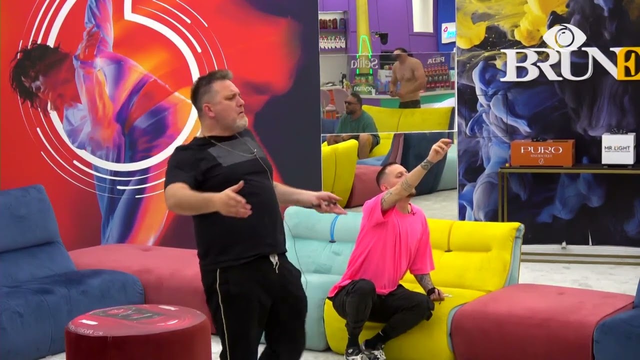 “Çfarë bëni kështu, 40 vjeç burra”/ Juli i acaruar me banorët: Na çatë b...