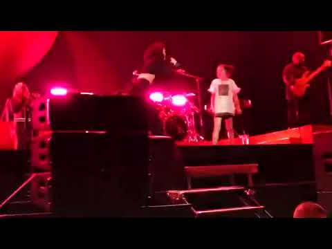 Jessie J - Masterpiece ( ft Adalia  10 years ) Electric Castle, Romania