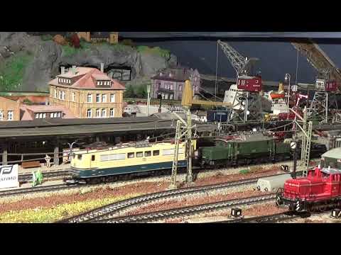 Hier ein ziemlich starker Vorspann mit BR 151 und BR 194