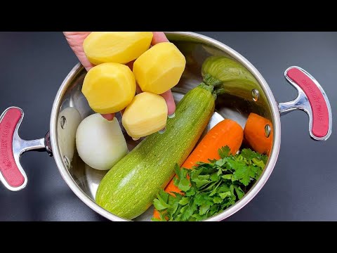 Jest tak pyszne, że gotuję je 3 razy w tygodniu! Nowy przepis na cukinię! Lekki obiad!