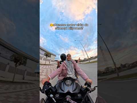Annem benden iyi motor sürüyor😍#anne #motor #bikergirl #akım #keşfet #lvbelc5 #keşfetteyiz #mt07