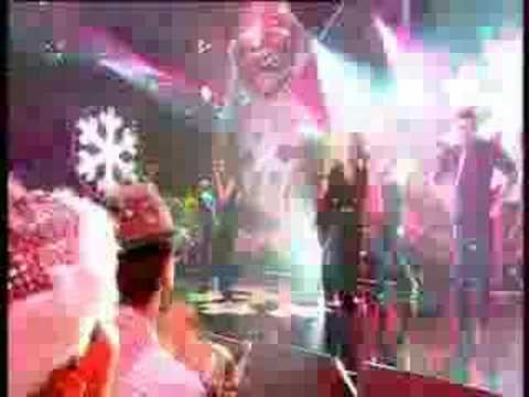 Girls Aloud - Something Kinda Oooh (Live @ Christmas TOTP)