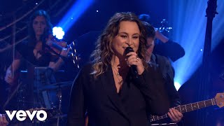Trijntje Oosterhuis - Kleine Jongen (Hazes Is De Basis)