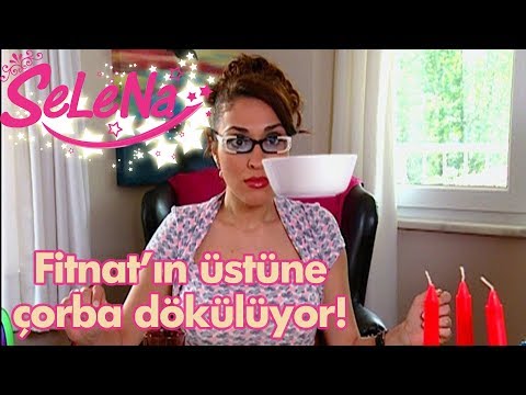 Selena Fitnat'ın üstüne çorba döküyor!