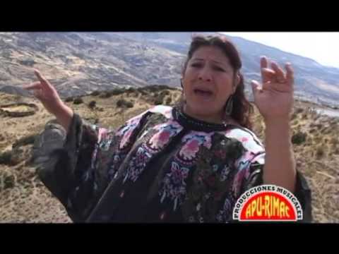 JULIA ILLANES Escorsonera (Huayno Ayacucho)