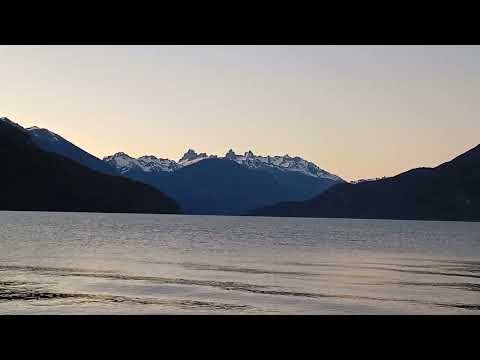 Quizas conoces el LAGO PUELO pero NUNCA viste un #amanecer acá #verano 23 24 #paisajes #argentina