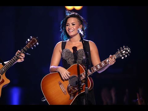 DEMI LOVATO PLAYING INSTRUMENTS