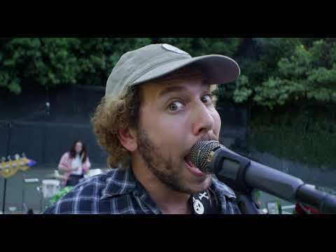 The Gooms - "God's Target" Live.