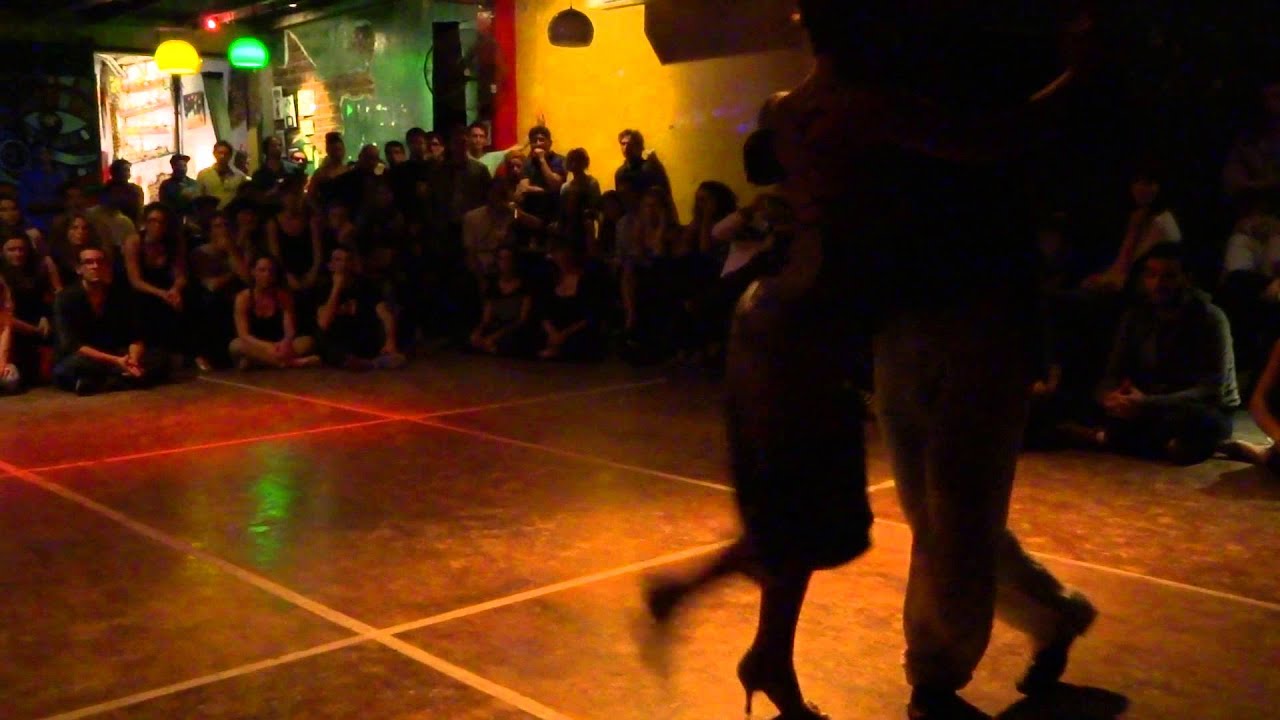 Flaqui Figueroa y Gaby Mataloni en La Mandrilera Milonga - 27/11/2013 - 1/3