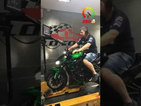 testando a velocidade máxima da Z1000 Kawasaki
