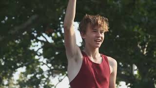 playing circus video