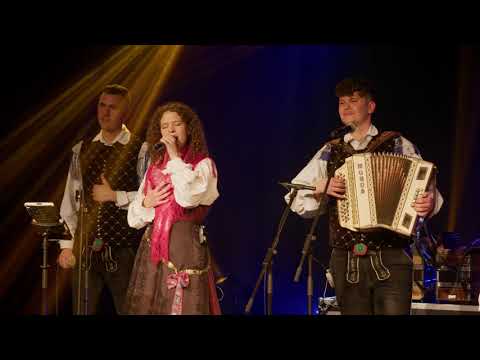 PREBRISANI MUZIKANTI – MAMINA RUTA (v živo)