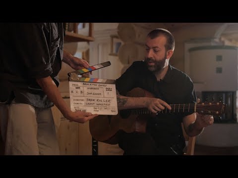 Jon Gomm on the history of percussive guitar in Flamenco and Blues