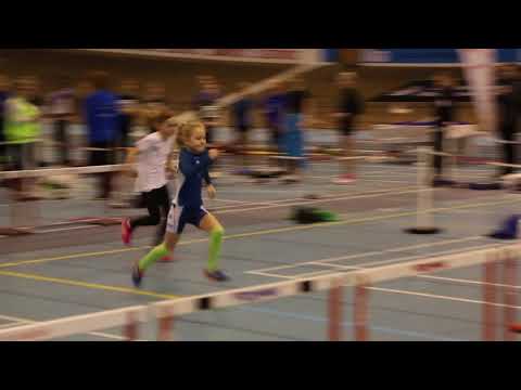 Final 60m hurdle girls 9-10 years