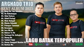 Download lagu Arghado Trio - Kompilasi Lagu Batak Terbaru 2025 Lagu Batak Pilihan Terbaik Full Album Tiktok mp3