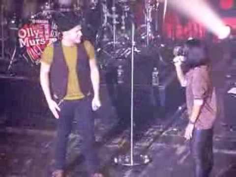 Olly Murs - Dear Darlin ft. Alizee @ Trianon, Paris 30.09.2013