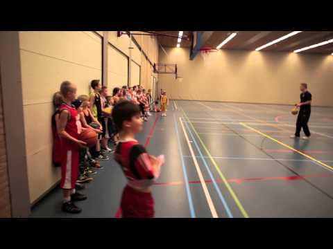 Basketbal clinic BV Arrows U10 - U12