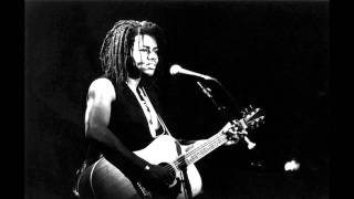 Tracy Chapman - Still I cry (live Denver)