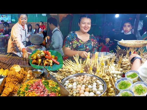 Cambodian Night Street Food @ Toultompoung Market - Dessert, Grilled Meat, & More