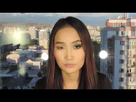 Cutcrease & Base by Make up artist Maral, Mild cosmetics