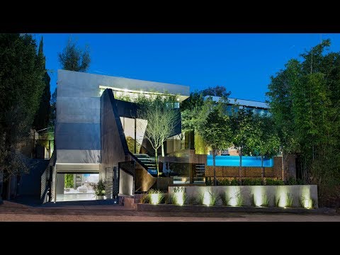 8971 Shoreham Drive | West Hollywood - The Agency