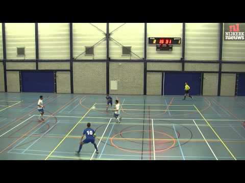 NIJKERK - Periodekampioen Walk Inn Boys speelt gelijk