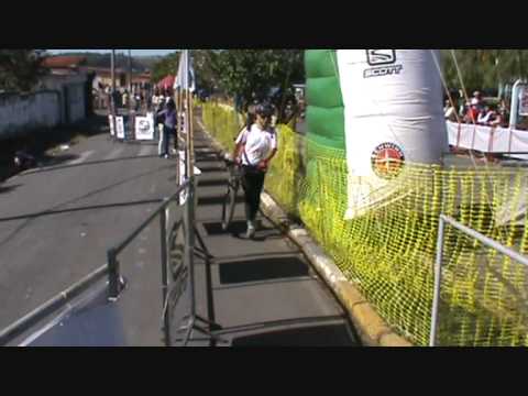 Chegadas Maratona Ravelli 2010 - Salto.wmv