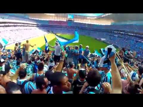 "[GoPro] - Grenal 4x1 - Entrada da Banda da Geral!!" Barra: Geral do Grêmio • Club: Grêmio • País: Brasil