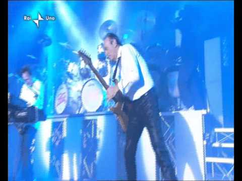 Dodi Battaglia, sublime assolo di chitarra !!!