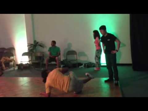 Song vs izm cypher str8 up