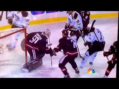 Blackhawks against the Penguins. Blachalks goal to the wrong net.