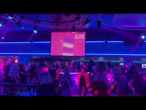 Bits and Pieces, I am a raver, Savoy, Glasgow