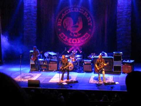 Blackberry Smoke - One Horse Town