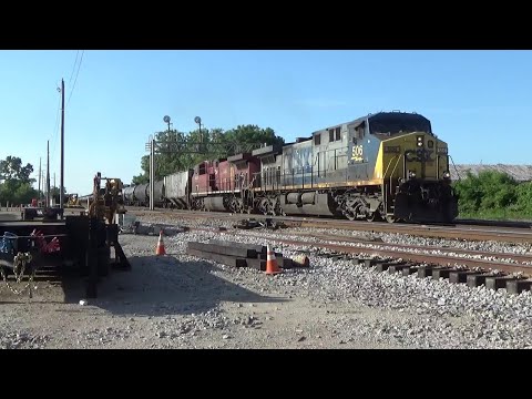 CSX 506 at Rondout, IL