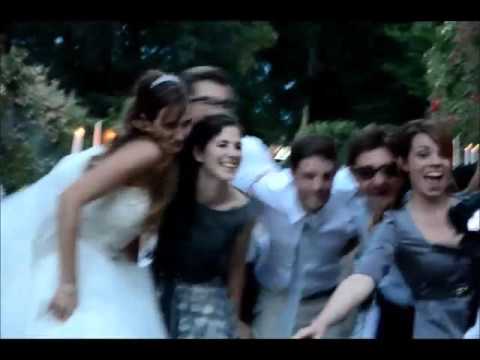 Incursione degli sposi ai tavoli degli invitati. Idee d'animazione by Lillo Strillo.