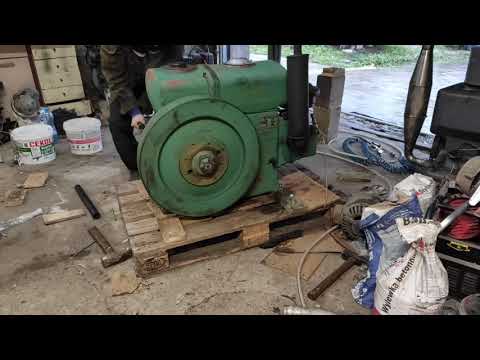 Andoria S320 83r. - ręczne odpalanie silnika korbą