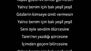 Bak yeşil yeşil (karaoke)