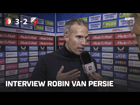 👏 Van Persie schuldbewust na kaart in Week van de Scheidsrechter: “Had ik niet moeten doen.” 🟨