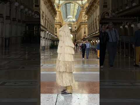 Discover Authentic Galician Coroza Rain Jackets at Milan Exhibition #LOEWE