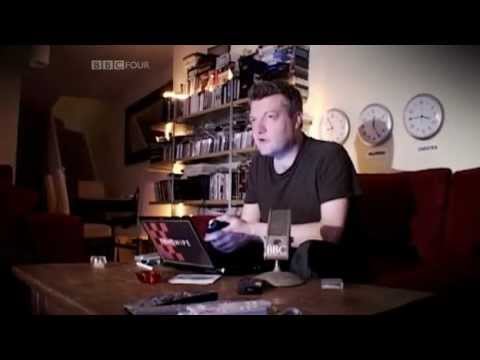 Newswipe with Charlie Brooker - Season 1 Episode 1