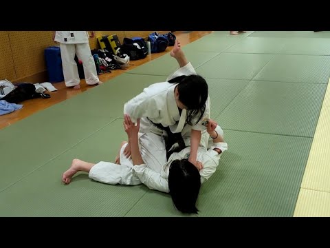 女子柔術スパーリング１