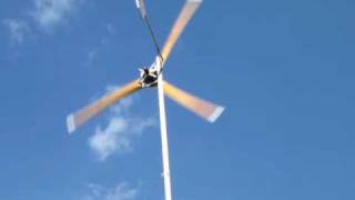 preview picture of video 'MVI 6561 Home made Wind Generato 2,5kw slava rusa'